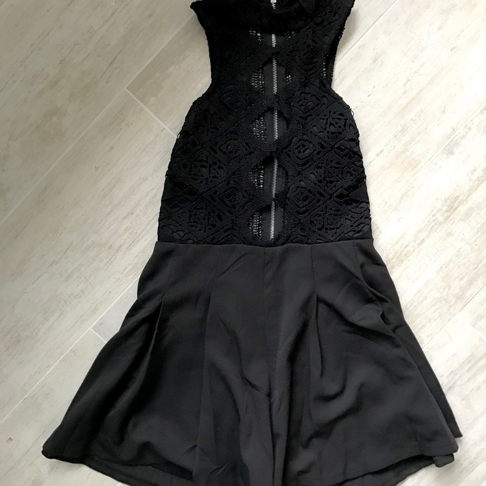 LF  Black High Neck Romper M/10